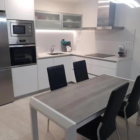 Passeig Del Mar, 2 Apartment